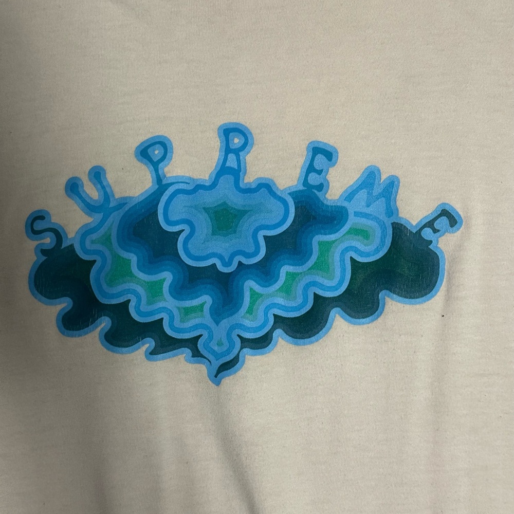 Light, pink supreme cloud men's large T-shirt